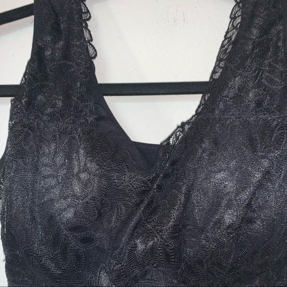 Delta Burke Lace Bralette - Picture 2 of 5